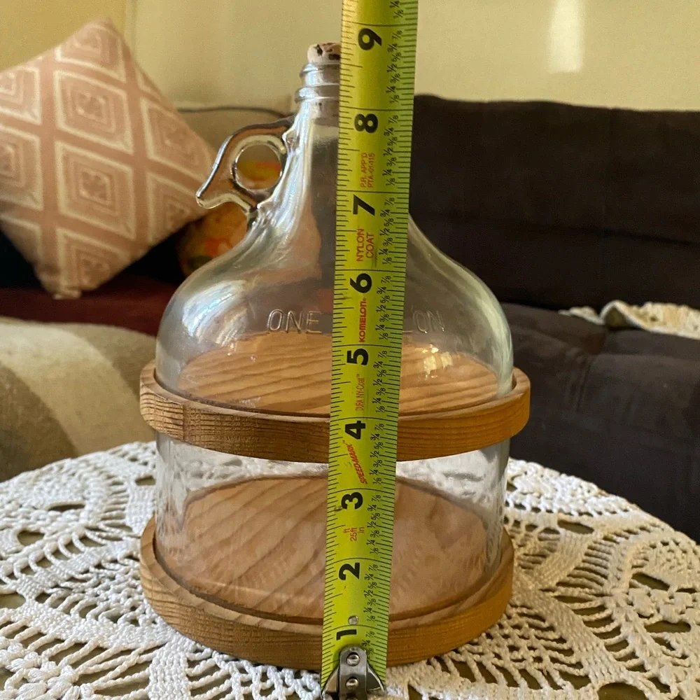 Vintage gallon glass and wood jug. Charcuterie or decorative grain holder - Picture 4 of 4